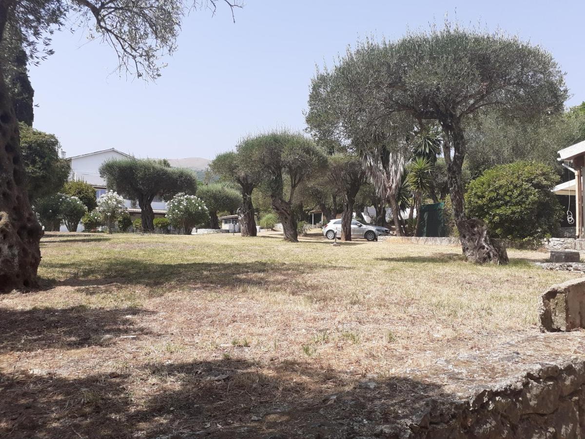 Katia Cottage Kassiopi Buitenkant foto